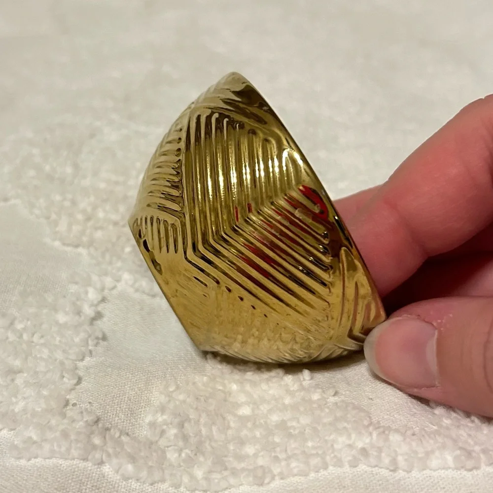 Raised Chevron Design Gold & White Porcelain Mini Dip Bowl or Ring/Jewelry bowl